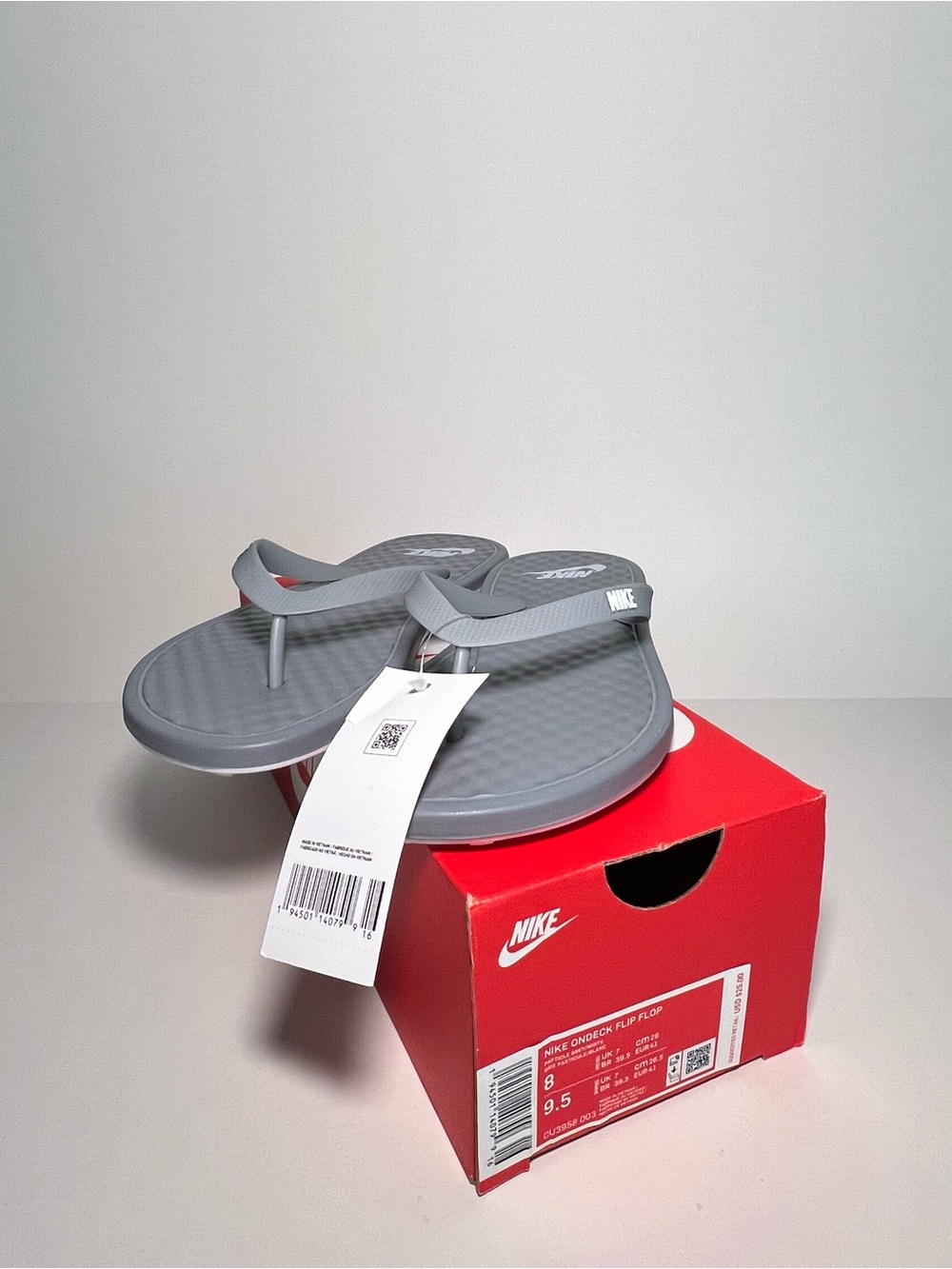Nike Gray Textured Thong Sandals
